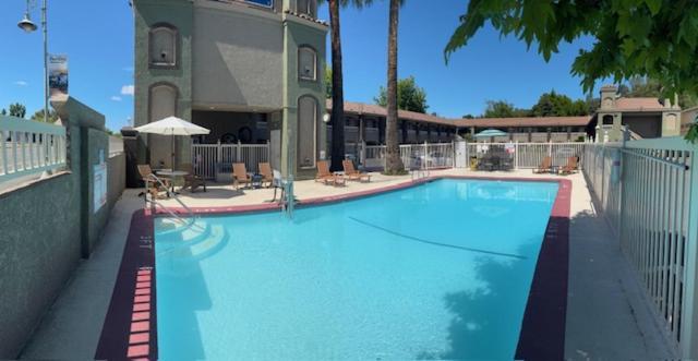 Travelodge By Wyndham Redding Ca Exterior foto